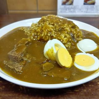 ビーフ三昧カレー ゆで玉子(洋食屋のビーフカレー､カツカレー ピレーネ)