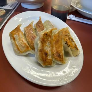 W焼き餃子(中華そば寅 柄沢店 （チュウカソバトラ）)