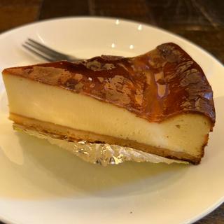 バスクチーズケーキ