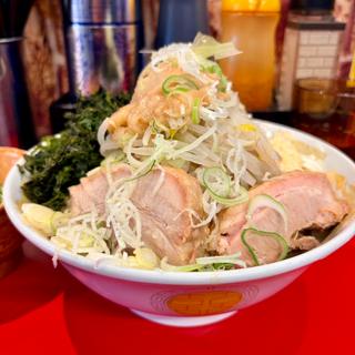 ラーメン大＋極太焼き岩海苔＋全増し(それいけ！たかちゃんラーメン群馬千代田店)