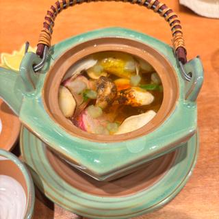 松茸と海老の土瓶蒸し(和食 あじわい 六 町田)