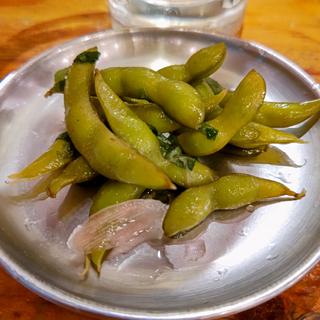 お通し(串焼き。ビストロガブリ 野毛一番街店)