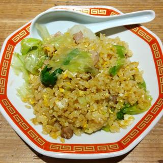 レタスチャーハン(餃子の青三(ブルースリー))