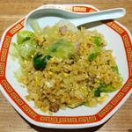 レタスチャーハン(餃子の青三(ブルースリー）)