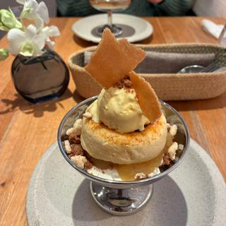 りんごのパフェ(プレイン)