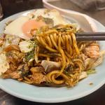 焼きそば足跡風(博多とんこつ 豚の足跡)