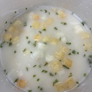 じゃがいものポタージュ(ファミリーマート 札幌南２条西５丁目店)