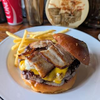 プレミアム黒毛和牛フィレバーガー(THE BASKET)