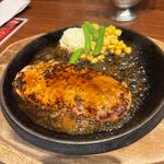 王国ハンバーグ 140g(鉄板王国 西新宿店)