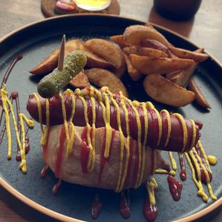 手作りパンのホットドッグセット(カフェバール ライオン)