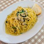 日替わりスパゲッティ（剝きあさりとほうれん草のバター醤油）