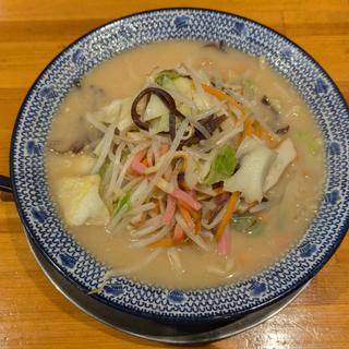 白ちゃんぽん 中(じげもんちゃんぽん 赤羽店)