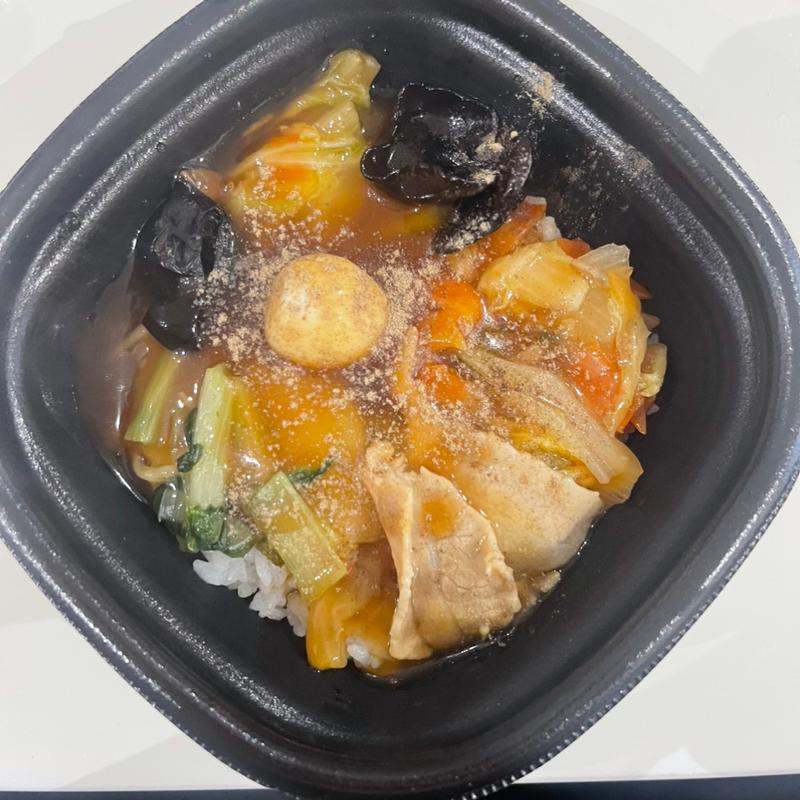 五目具材の中華丼(ローソン 鶴ヶ島若葉店)