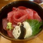 鉄火丼(沼津 魚がし鮨 丸ビル店 （ヌマヅウオガシズシ）)