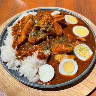 ゴロゴロチキンカレー肉増し(ルーカレーとシチューの店 キイロトシロ)