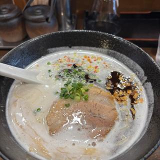 黒豚骨(自家製多加水極太麺ISAMI)