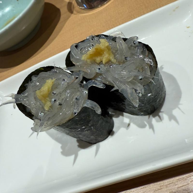 生しらす(美登利総本店 梅丘本館 （みどりそうほんてん）)