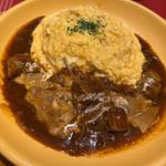 ビーフシチューオムライス