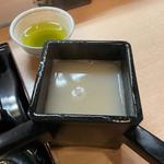 とろろごはん、そば付き