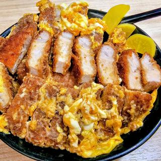 かつ丼 ダブル ご飯特盛り(七兵衛)