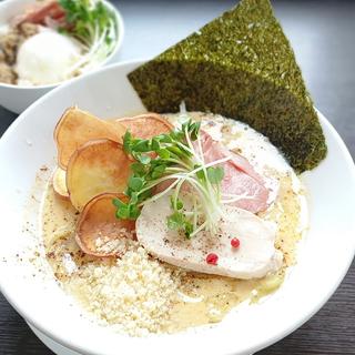 さつまいものポタージュヌードル(ヌードルキッチン テラコスタ)