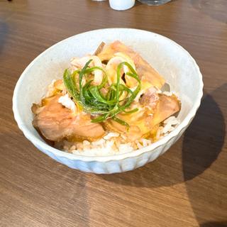 レアチャーシュー丼