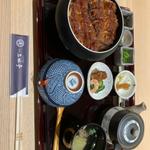 ひつまぶし　肝吸いに変更➕100円(うなぎ割烹 みかわ三水亭 三井アウトレットパーク岡崎店)