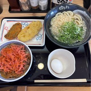 牛丼 かけうどん(はなまるうどん×吉野家 安城横山店)