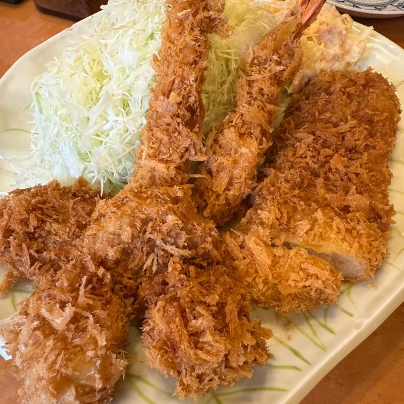 おまかせフライ(かつ半)