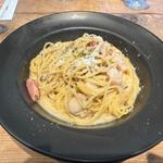 帆立貝とベーコンのクリームパスタ ポルチーニ風味