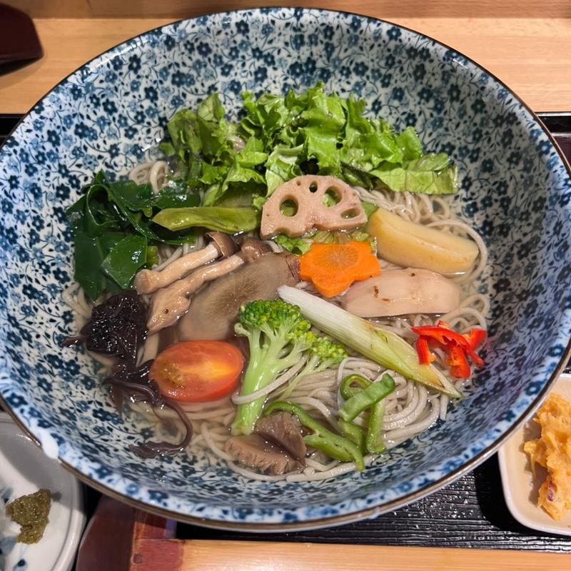 季節の野菜そば(十割蕎麦　ゑつ （えつ）)