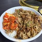 カルビ丼 中(焼肉 白頭山)