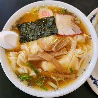 ワンタンメン(中華飯店 白鷹)