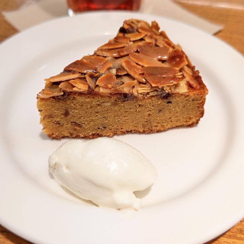 アーモンドケーキ(Cafe MUJI 上大岡京急店)