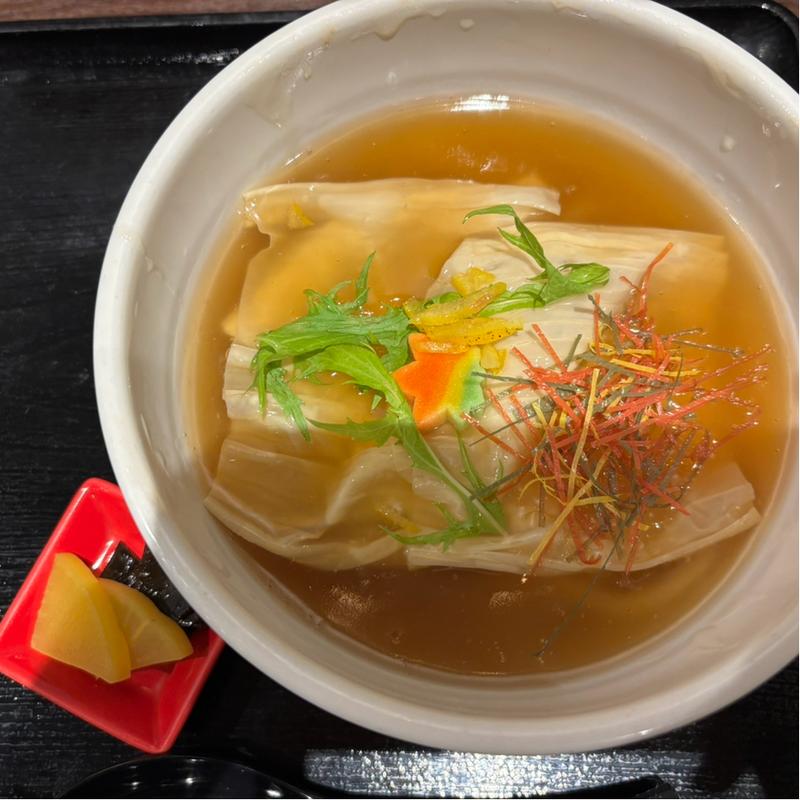 あんかけ湯葉うどん(和食・うどん ひろひろ)