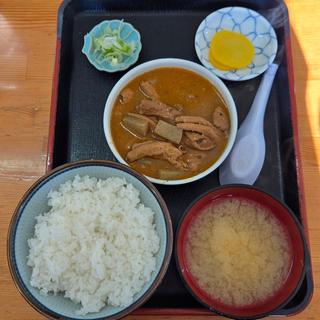 もつ煮定食(半ライス)(永井食堂 (ながいしょくどう))