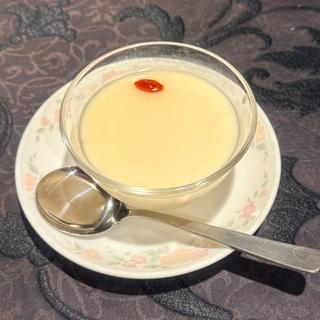 フカヒレコース　杏仁豆腐(中国料理 古稀殿)
