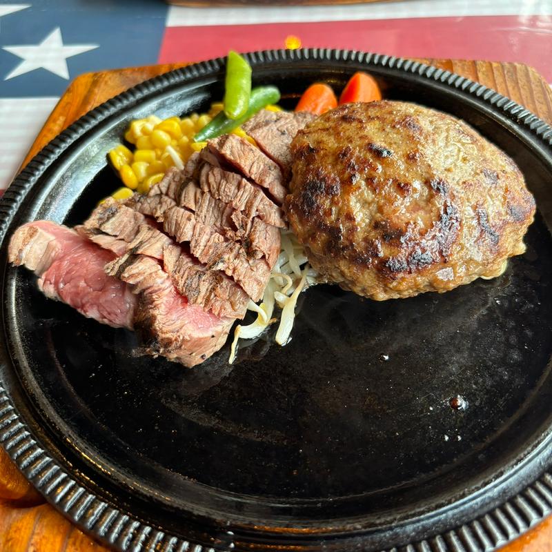 ハンバーグ&カントリーステーキランチ(ステーキ屋 Redman レッドマン 麦野店)