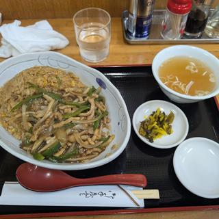 肉炒飯 大盛(東竜 新橋店)