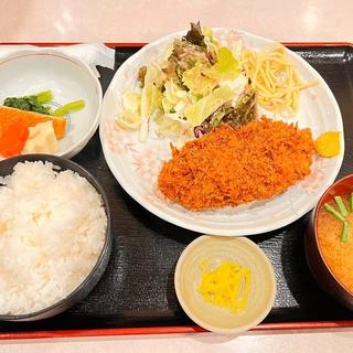 メンチカツ定食(食堂もり川 （もりかわ）)