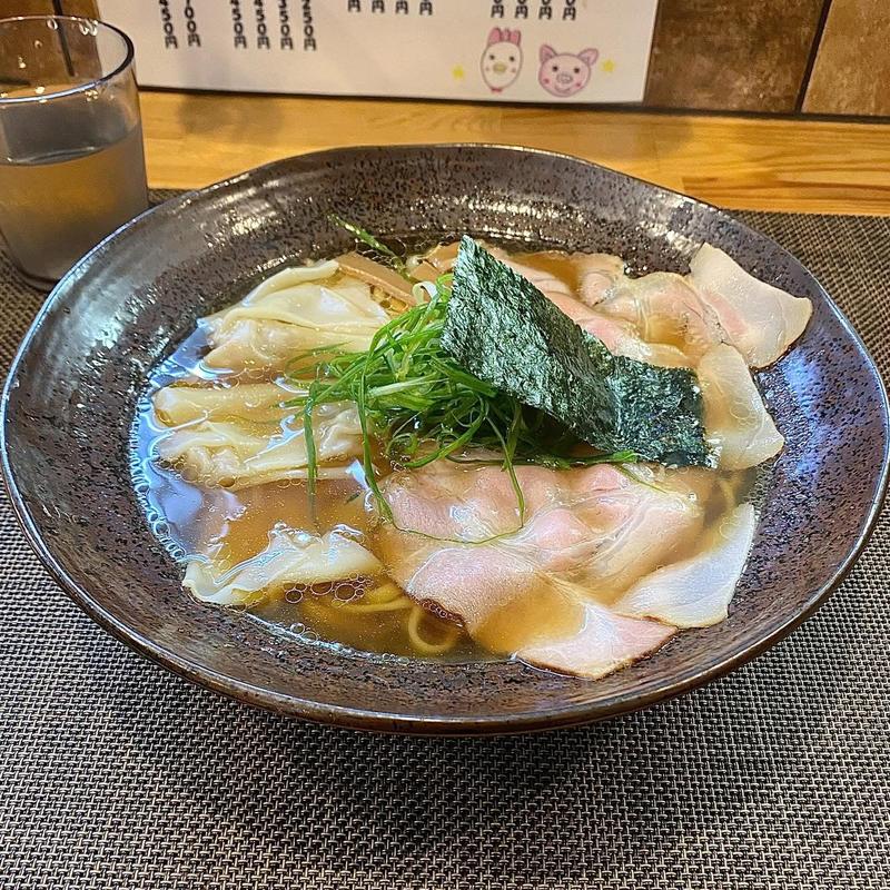 醤油 ワンタン(らーめん 彩哲 ～isato～)