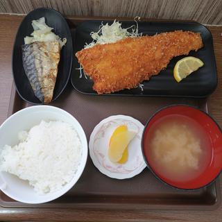 ヒラメフライ定食(メフレ市場食堂)