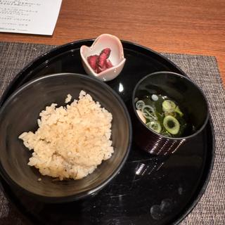 炊き込みご飯と味噌汁(ラビスタ富士河口湖 （LA VISTA 富士河口湖）)