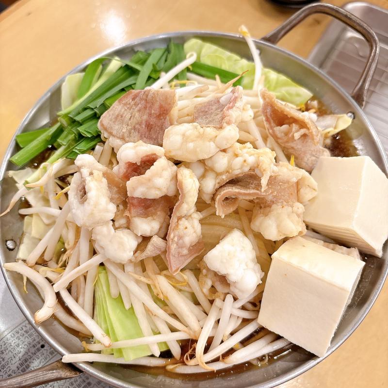 もつ鍋醤油味(屋台居酒屋大阪 満マル 阪急茨木店 茨木市駅 周辺 宴会 ランチ)