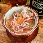 もつ煮込み(もつ焼きごえん 野毛店)