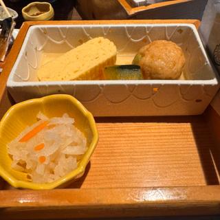 だし巻き玉子 南瓜旨煮 海老真丈 大根柚子なます 海苔(強羅温泉 雪月花別邸 翠雲)