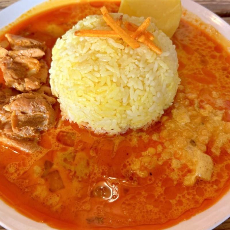 スリランカカリー(不思議香菜 ツナパハ(TUNAPAHA))