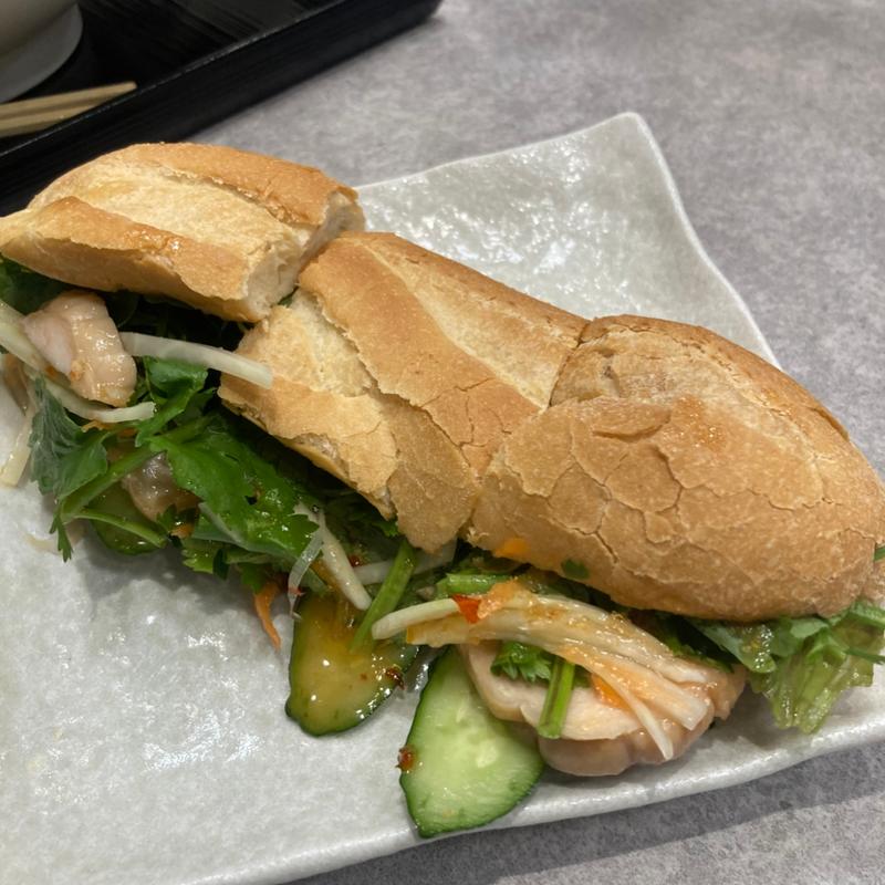 バインミー(ベトナム屋台ラーメンラッキーフォー)