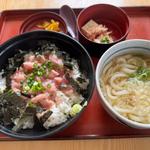 ねぎとろ丼・うどんセット