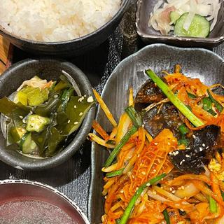 ホルモンポッカ定食(一文無)